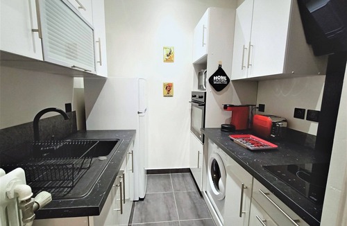 Aix-les-Bains City Center Apartment | T1 Bis Aix-les-Bains Center, 2 pers, Pets allowed