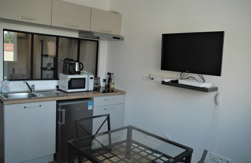 Saint - Michel Apartment | T1 bis Courthouse apartment