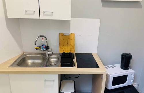 Saint-Brieuc Apartment | T1 bis for 3 people Private and separate kitchen bathroom