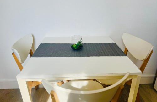 La Fayette-Eble Apartment | T1 cosy bien équipé, wifi, centre d'Angers avec Vayny
