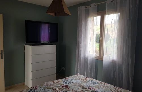 Bellevue-la-Montagne Apartment | T1 house with parking