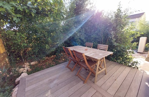 Gardanne Apartment | T1 Private terrace Enclosed parking Fibre