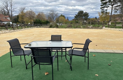 Neydens Apartment | T1 Triplex-Apartment-Ensuite-Mountain view