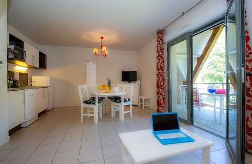 Gonneville-sur-Honfleur Condo | T2 à 2 pas de Honfleur | Piscine sur place & sauna