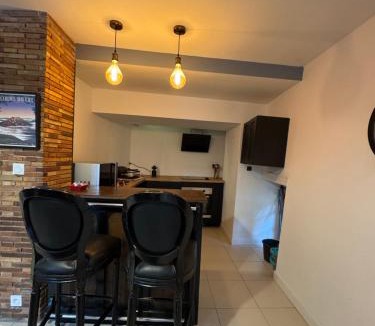 Cordes-sur-Ciel Apartment | T2 élégant au cœur de Cordes