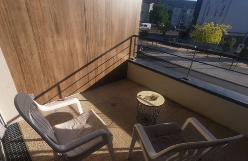 Onet-le-Chateau Apartment | T2 Accessibilité PMR 5mn du Centre Ville