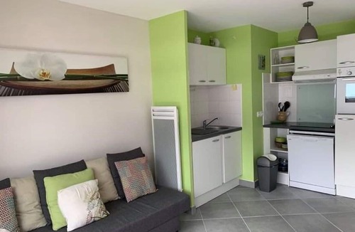 Fort-Mahon-Plage Apartment | T2 Apartment in Fort-Mahon-Plage, sea view, private parking