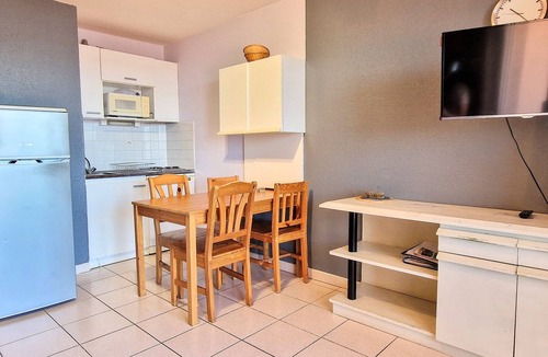 Banyuls-sur-Mer Apartment | T2 Apartment in Banyuls-sur-Mer with Wifi and Parking
