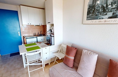 Frontignan Apartment | T2 Apartment in Frontignan-Beach with Terrace and Parking
