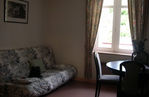 Ax-les-Thermes Apartment | T2 apartment small quiet residence