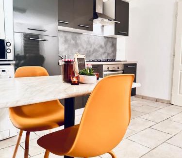 Toul Apartment | T2 au rez de chaussée dans propriété privée, au bord de l'eau à 15 minutes de Nancy