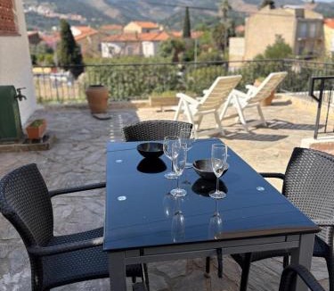 Banyuls-sur-Mer Villa | T2 avec 2 grandes terrasses à 300 m de la plage