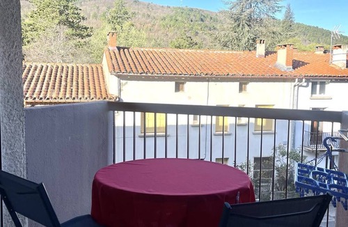 Vernet-les-Bains Apartment | T2 Avec Balcons à Quelques Mètres du Centre et des Commodités de Vernet LES Bains