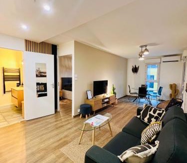Beaux Arts-Boutonnet Apartment | T2 Beaux Arts parking privé gratuit