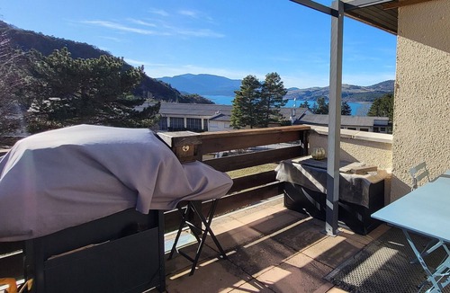 Savines-le-Lac Apartment | T2 between lake and mountains