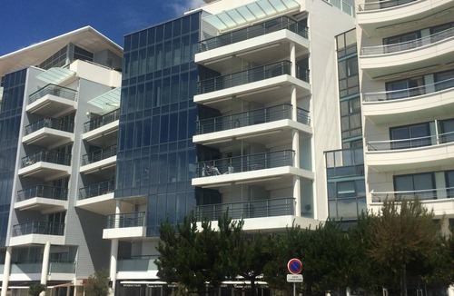 La Baule-Escoublac Apartment | T2 BIS IN RESIDENCE OF STANDING FACING THE SEA AREA OF MODERN DECORATION Gaulle