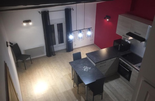 Les Roches-de-Condrieu Apartment | T2 BIS - Parking - Cosy