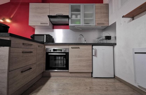 Les Roches-de-Condrieu Apartment | T2 BIS - Parking - Cosy