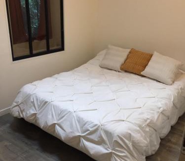 Eysines Apartment | T2 Côté Jardin