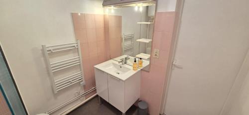 Agen Apartment | T2 cœur de ville avec terrasse