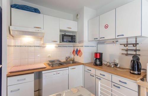 Esquieze-Sere Apartment | T2 cabine, 5 pers, balcon, parking, près des commodités - FR-1-402-144