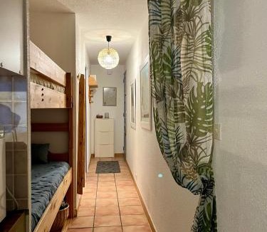 Port Rive Gauche Apartment | T2 cabine avec piscine idéalement situé