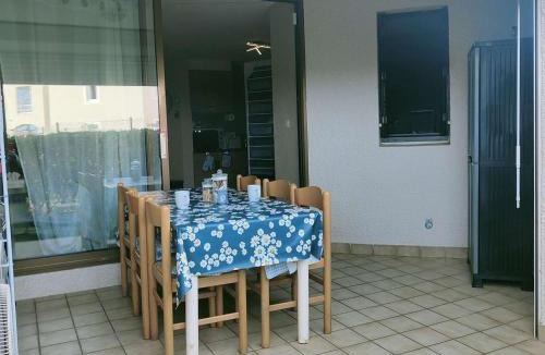 Le Barcares Apartment | T2 Cabine climatisé avec WiFi au Barcarès - FR-1-195-114