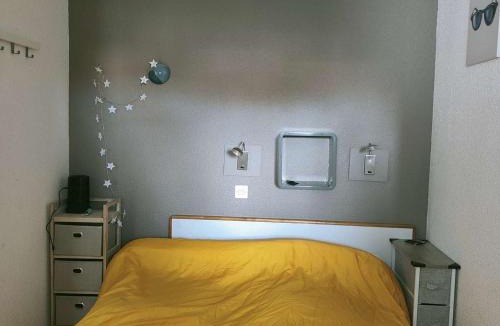 Le Barcares Apartment | T2 Cabine climatisé avec WiFi au Barcarès - FR-1-195-114