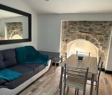 Roujan Apartment | T2 Centre-ville cour privée