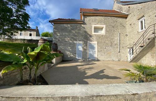 Landreville House | T2 Chez Mongery