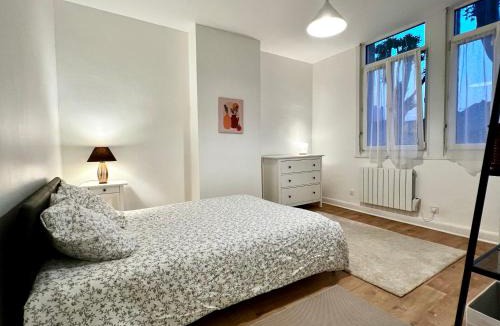 Saint-Quentin Apartment | T2 clair et lumineux