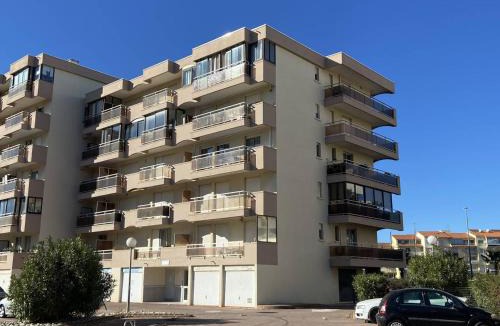 Le Port Apartment | T2 climatisé avec parking à Canet Plage, proche mer - FR-1-696-115
