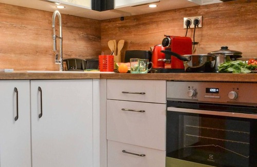 Saint-Martin Apartment | T2 Comédie/Gare : air conditioning, terrace, parking, elevator ★