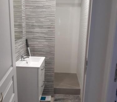 Jonage Apartment | T2 courte durée