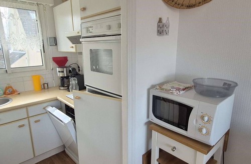 Cucq Apartment | T2 Duplex for 4 with balcony and parking, pets allowed