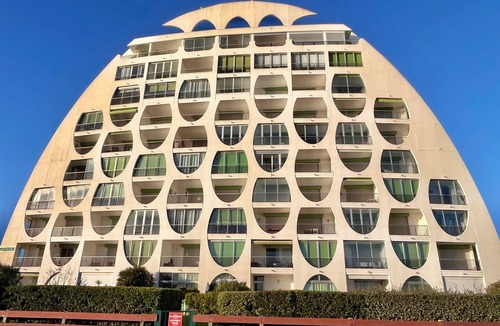Le Couchant Apartment | T2 for 5, sea view, parking, beachfront in La Grande Motte