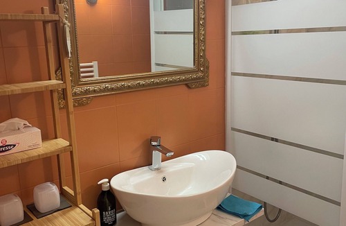 Saint-Martin-de-Seignanx Bed & Breakfast | T2. in private house