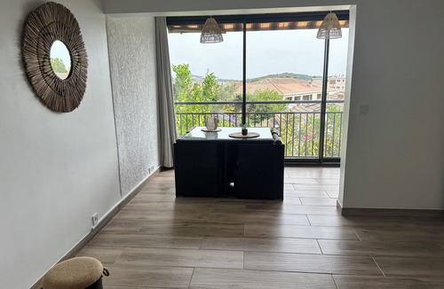 Tamaris Apartment | T2 in residence with swimming pool near sea and trade tamaris la Seyne sur mer
