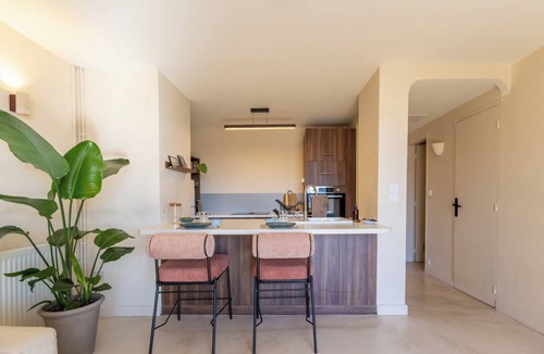16th Arrondissement Apartment | T2 L’Estaque - Vue mer - Balcon - 2 pers - Parking