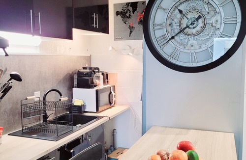 Estanove Apartment | T2 located near the rugby stadium.