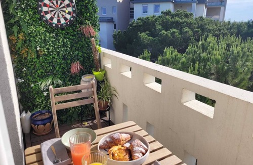 Estanove Apartment | T2 located near the rugby stadium.