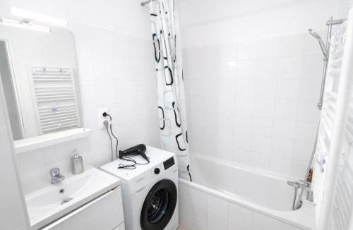 Narbonne Apartment | T2 lumineux avec parking privé
