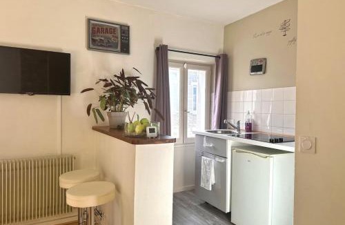 Moret-sur-Loing Apartment | T2 lumineux- Terrasse- Centre-ville- Tout à pied