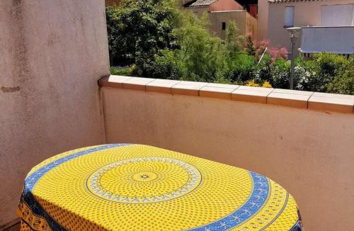 Cap d'Agde Apartment | T2 mezzanine sécurisée pour 5 personnes avec parking - FR-1-607-63