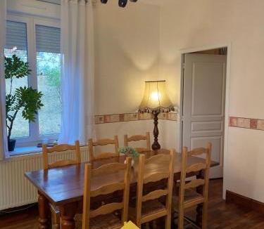 Commercy Apartment | T2 Paisible Centre Commercy, Charme de l'Ancien