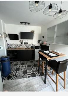 Chartres Apartment | T2 proche gare avec wifi
