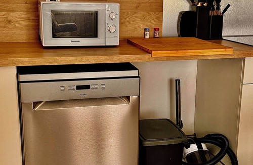 La Madeleine Apartment | T2- Proche Loire/Place privée au pied du logement