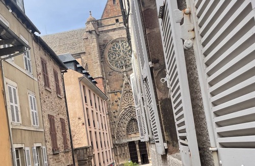 Rodez Apartment | T2 Rénové Hyper Centre, à 50 m de la Cathédrale