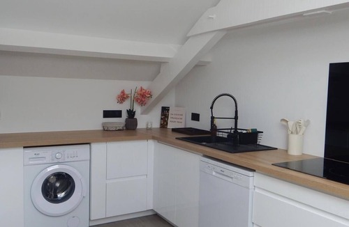 Saint-Pe-de-Bigorre Apartment | T2 refurbished - 4 pers - Quiet and relaxing 10 min from Lourdes