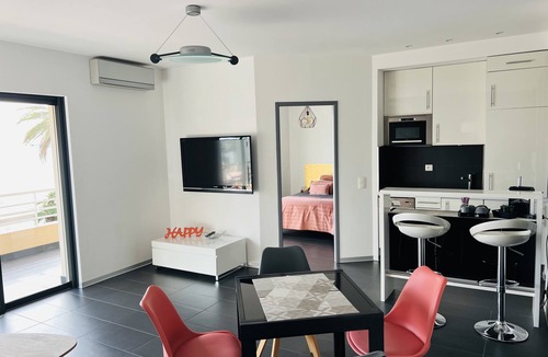 Le Lavandou Apartment | T2 Sea Front 2pers